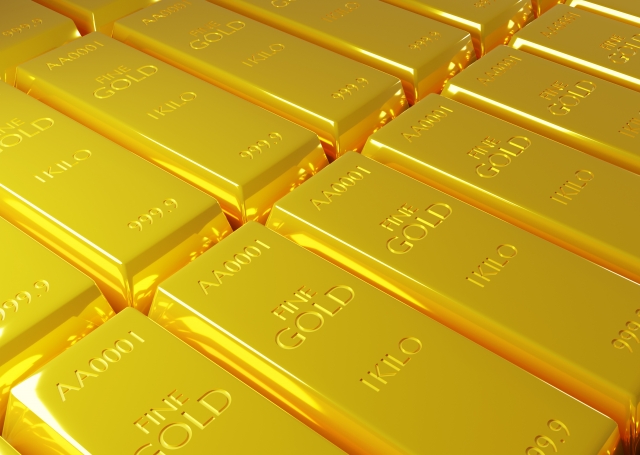 なぜ今、金の価値が高騰しているのか？相場の仕組みを解説